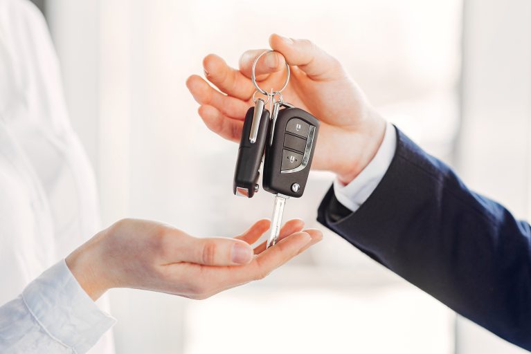 Motorlu Kara Taşıtı Ticareti Kurs Programı Nedir?